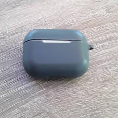 Caixa para airpods, como reportado por EBS Tramplein utilizando o iLost