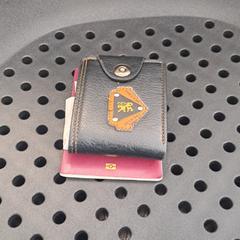 Brieftasche valkeman, gemeldet von Arriva Infoshop Enschede über iLost