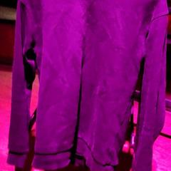 Genser Black, som rapportert av Club Nyx/Exit Café ved bruk av iLost