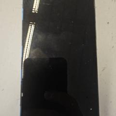 Smartphone-a, gisa salatu by GVB iLost erabiliz