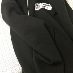 سترة، كما تم الإبلاغ عنه بواسطة TivoliVredenburg عبر iLost