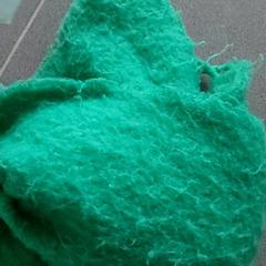 Vestiario - sjaal - groen, come riportato da Regio Antwerpen - Brussel utilizzando iLost