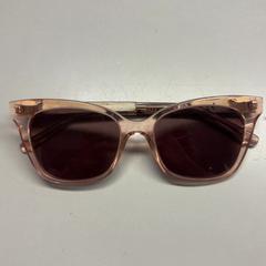 Sunglasses roze, as reported by Burgers' Zoo using iLost