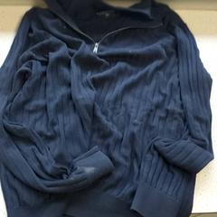 Roupa Trui, segundo informou Regio Limburg - Leuven usando iLost