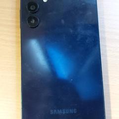 Chytrý telefon Samsung, jak nahlášeno Centraal magazijn pomocí iLost