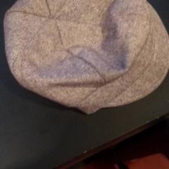 Czapka, zgłoszono przez TivoliVredenburg przy użyciu iLost