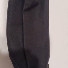 Caso de tela color negro, como reportado por RÍO Shopping - Valladolid utilizando o iLost