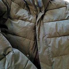 Jaqueta Groen Icepeak, segons ha informat Connexxion Haarlem IJmond mitjançant iLost