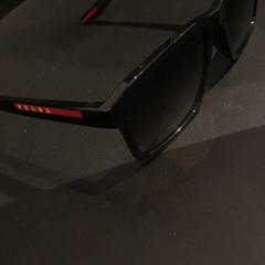 Sunglasses Black, as reported by Van der Valk Hotel Heerlen using iLost