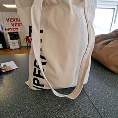 Väska, rapporterat av Connexxion Amstelveen med iLost