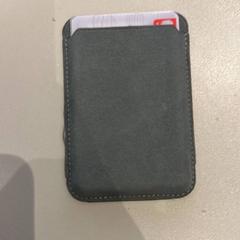 Titulaire de la carte -, a été signalé par Van der Valk Hotel Amsterdam-Amstel utilisant iLost