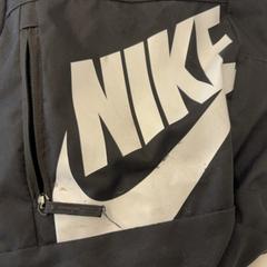 Saco, como reportado por GVB utilizando o iLost