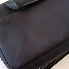 Bolsa para portátil, segundo informou RRReis IJssel-Vecht usando iLost