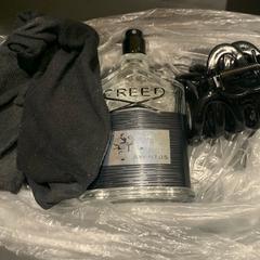 parfum, sokken en haarklip, as reported by Van der Valk Hotel Veenendaal using iLost