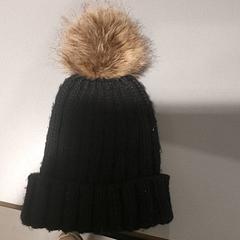 Kleding - Muts zwart, gisa salatu by Centraal magazijn iLost erabiliz