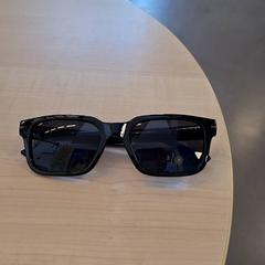 Lunette de soleil, segons ha informat IKEA Metz mitjançant iLost