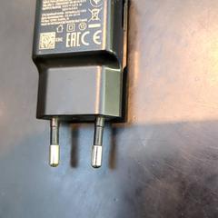 Lader - Samsung, som rapportert av Universiteit Gent - Faculteitsbibliotheek LW ved bruk av iLost