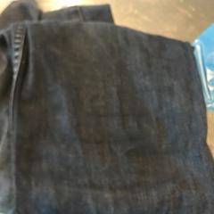 2 Jeans broeken, zoals gemeld door Van der Valk Hotel Veenendaal met iLost