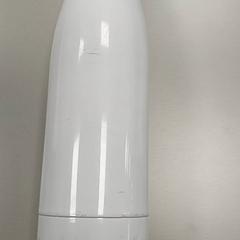 Garrafa para beber, como reportado por Centraal magazijn utilizando o iLost