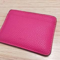 카드 소지자 Roze  Hoitinga, iLost를 사용하여 Qbuzz Fryslân에 보고됨