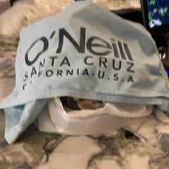 ملابس السباحة (فئة فرعية) Bleu، كما تم الإبلاغ عنه بواسطة Van der Valk Hotel Heerlen عبر iLost