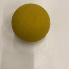 ボール がiLostで IKEA神戸 によって報告されました