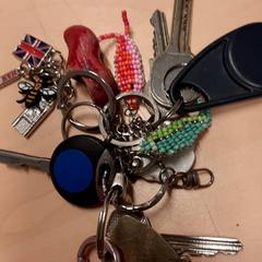 Kulcsok, amint azt RET az iLost segítségével jelentette.