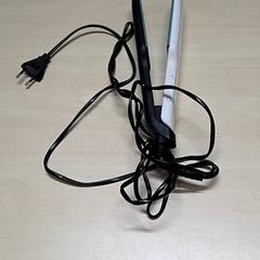 Žehlička na vlasy, jak nahlášeno Arriva Oost-Brabant pomocí iLost