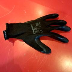 Guantes Sort, ha sido reportado por Fjord Line – MS Stavangerfjord / Bergensfjord con iLost