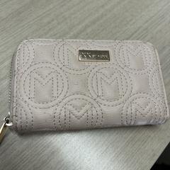 Beige/rose stoffen portemonne، كما تم الإبلاغ عنه عبر iLost
