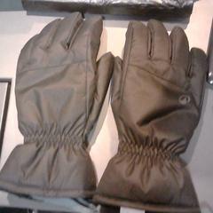 İLost kullanarak SnowWorld Landgraaf tarafından bildirildiği gibi Eldivenler