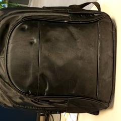 Motxilla, segons ha informat Regio Oost-Vlaanderen mitjançant iLost