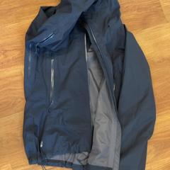 Veste, a été signalé par GVB utilisant iLost