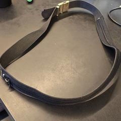 Belte zwart, som rapportert av Universiteit Gent - Faculteitsbibliotheek LW ved bruk av iLost