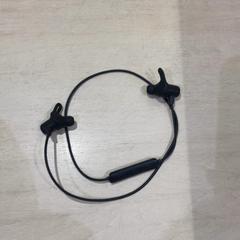 イヤフォン ふめい がiLostで IKEA渋谷 によって報告されました