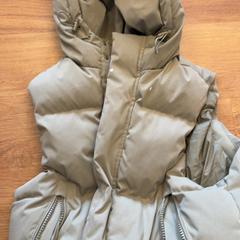 Jaqueta, segons ha informat GVB mitjançant iLost