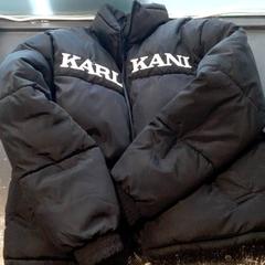 Giacca, come riportato da Qbuzz servicepunt  Emmen utilizzando iLost