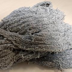 Arropa - Sjaal grijs, gisa salatu by Regio Oost-Vlaanderen iLost erabiliz