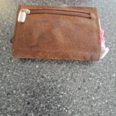 Billetera, ha sido reportado por Connexxion Amstelveen con iLost