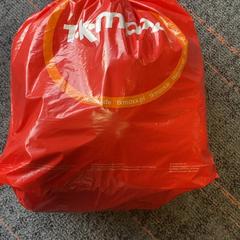 Sac plastique Rood, a été signalé par Connexxion Amstelland-Meerlanden Schiphol Zuid utilisant iLost