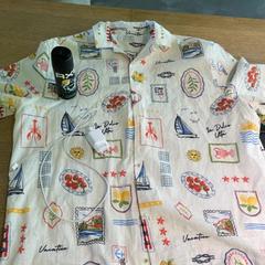 Clothing, as reported by MEININGER Hotel Berlin East Side Gallary using iLost