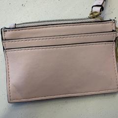 Peňaženka Walhof, ako bolo nahlásené GVB pomocou iLost