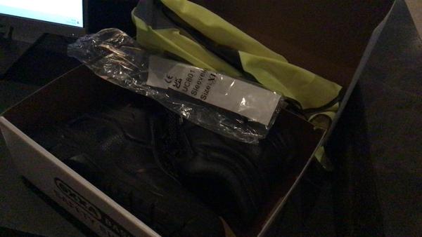 Box & Shoes