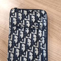 Väska, rapporterat av Connexxion Haarlem AML med iLost