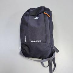 Mochila - Quechua, ha sido reportado por Centraal magazijn con iLost