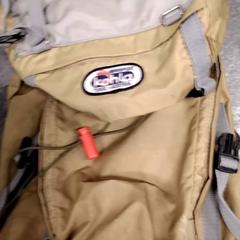 バックパック がiLostで Arriva Friesland / Groningen によって報告されました