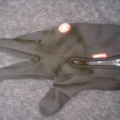 Kesztyű, amint azt SnowWorld Landgraaf az iLost segítségével jelentette.