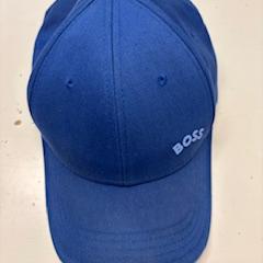 Baseballová čepice, jak nahlášeno Avonturenpark Hellendoorn pomocí iLost