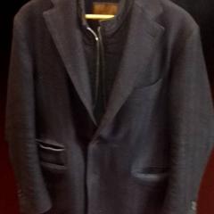 السترة، كما تم الإبلاغ عنه بواسطة TivoliVredenburg عبر iLost