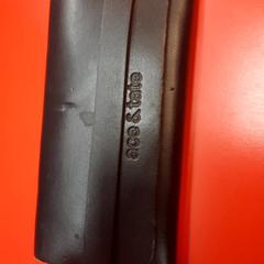 Pouzdro na brýle, jak nahlášeno UvA REC pomocí iLost